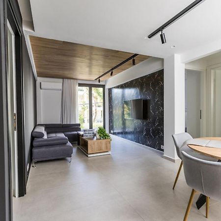 Varkiza Luxury Suites By Raise Vári Eksteriør billede