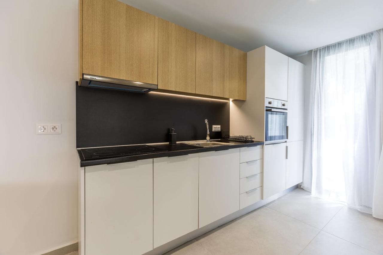 Varkiza Luxury Suites By Raise Vári Eksteriør billede