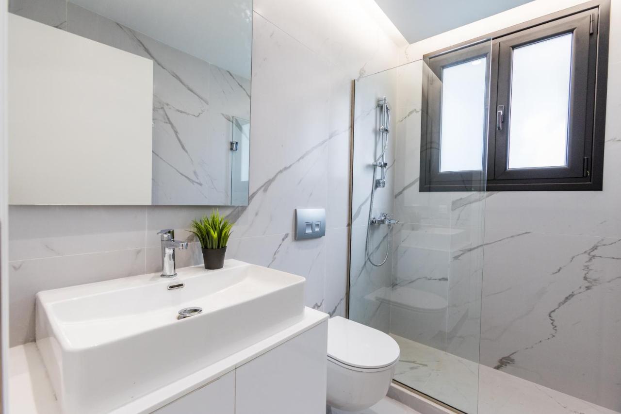 Varkiza Luxury Suites By Raise Vári Eksteriør billede