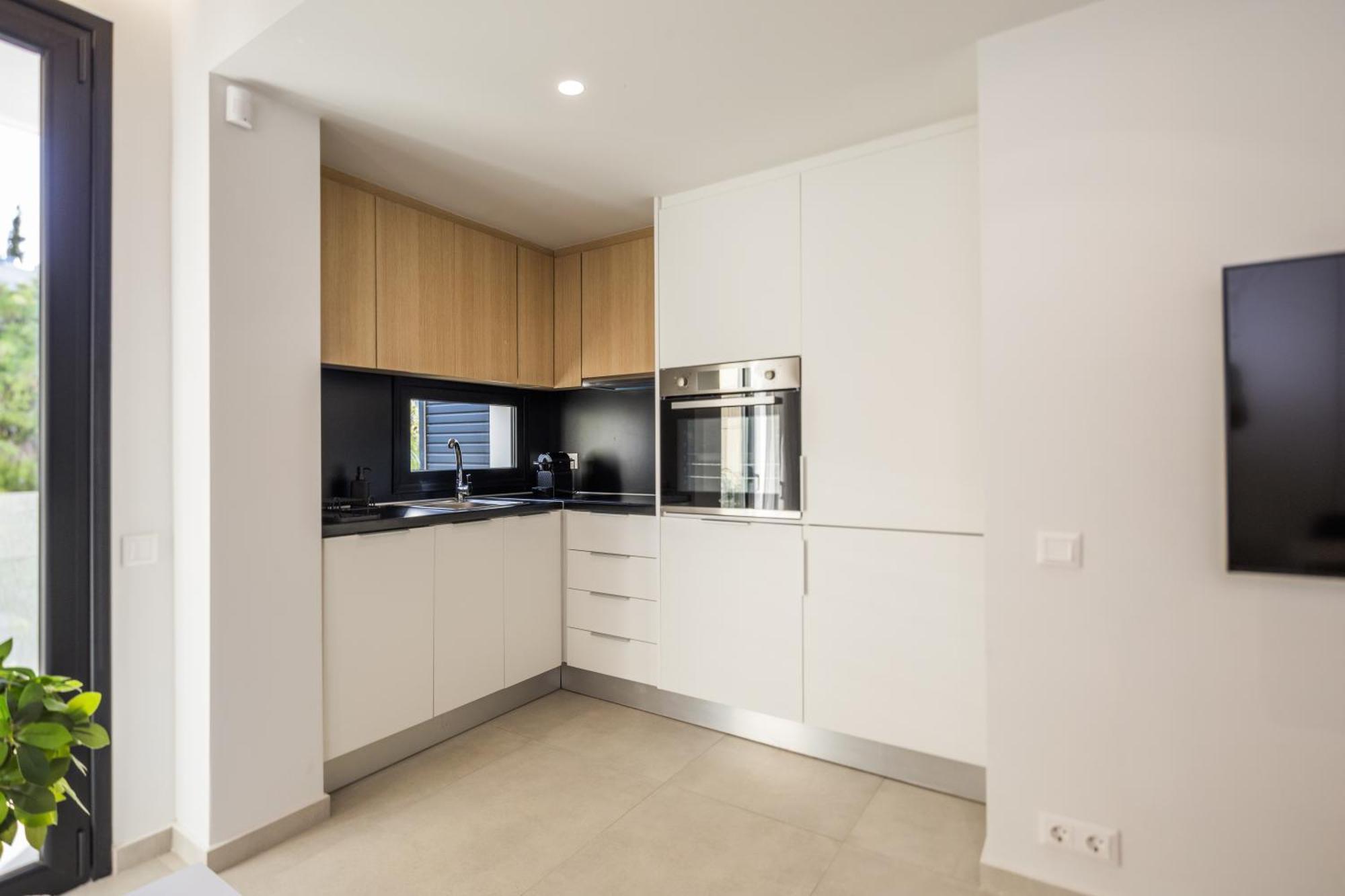 Varkiza Luxury Suites By Raise Vári Eksteriør billede